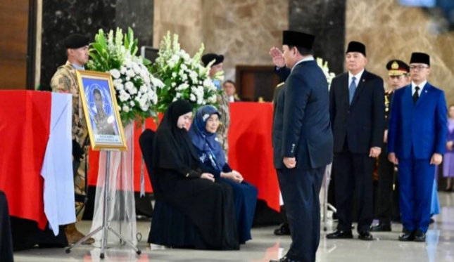 Presiden Prabowo Antar Kepulangan Tiga Prajurit TNI Gugur di Misi Perdamaian Lebanon