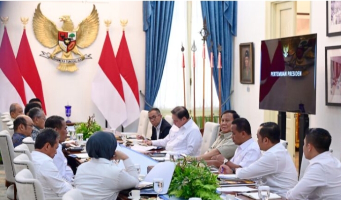 Presiden Prabowo Perintahkan Percepatan Kampung Nelayan Merah Putih, Target Rampung Bertahap hingga Indonesia Timur