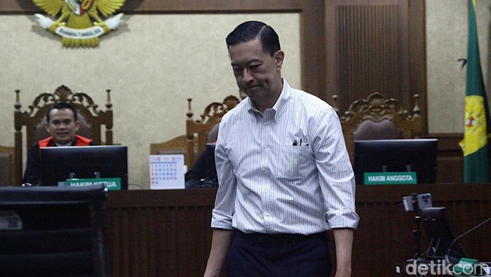 Vonis Bui dan Denda Tom Lembong Meski Disebut Tak Nikmati Duit Korupsi